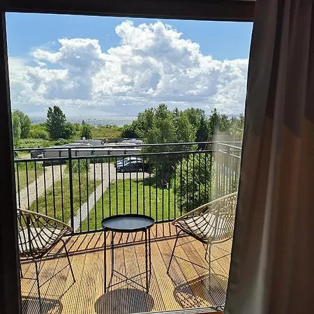 Apartament Na Fali *