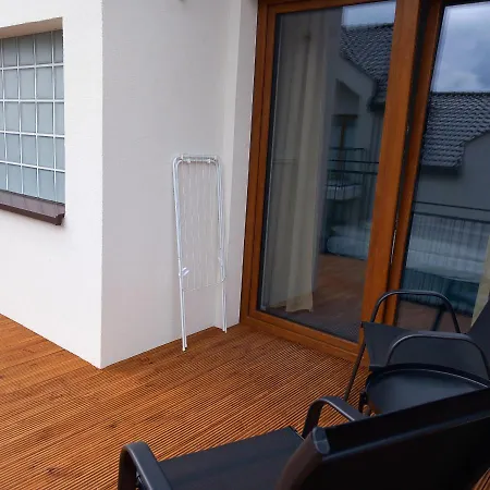 Apartament Na Fali *