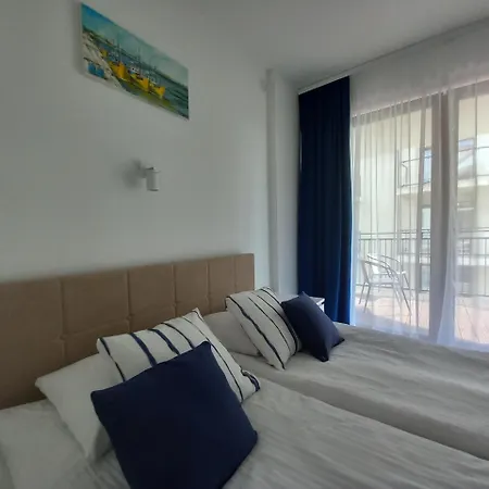 Apartament Na Fali *