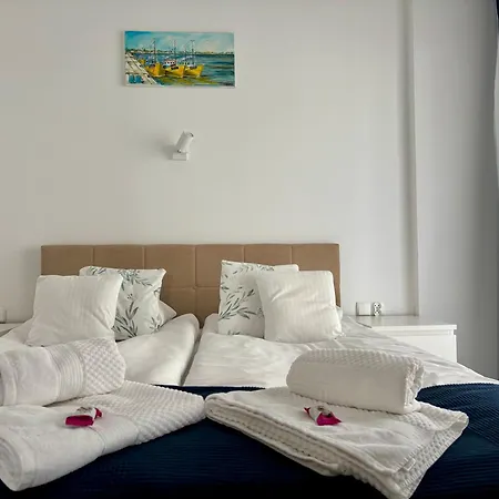 Apartament Na Fali *